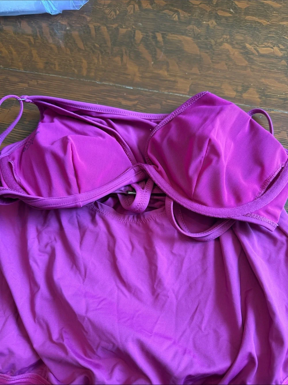 Athleta Magenta Racerback Tankini size 34D/DD purple magenta cross back
